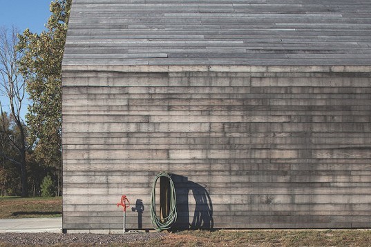 Huff Projects, the shed, White Oak, Elegant Shelter, Prefab, Prefab Housing, Daylighting