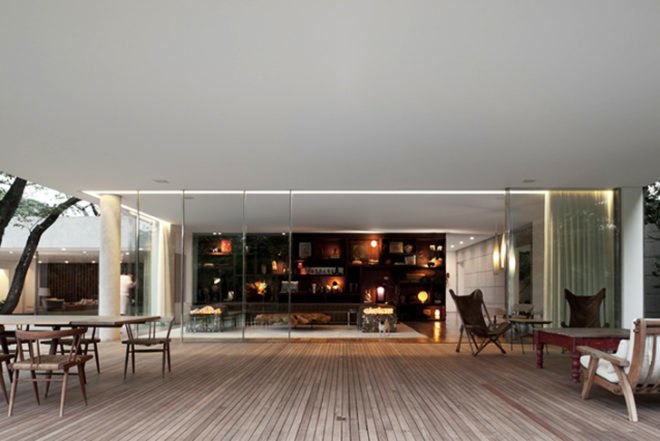 Isay Weinfeld, Grecia House, São Paulo, Brazil, natural light, wood, trees growing inside, minimalistic, greenery, open plan, Air quality, Architecture, green Interiors, Daylighting
