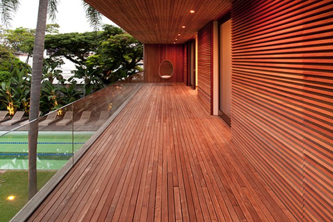Isay Weinfeld, Grecia House, São Paulo, Brazil, natural light, wood, trees growing inside, minimalistic, greenery, open plan, Air quality, Architecture, green Interiors, Daylighting