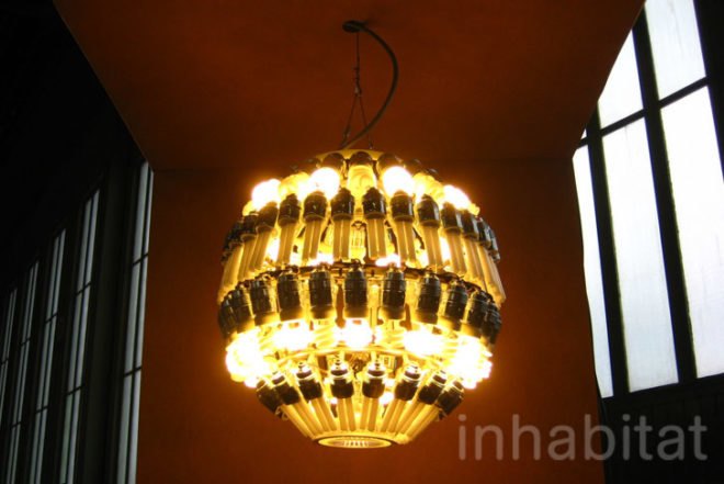 Itektur's LED recycled lamps The Glow Chandelier