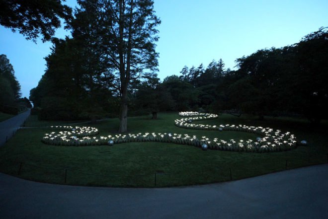 green design, eco design, sustainable design, LED light, Bruce Munro, Light installations, Philadelphia, Longwood Gardens