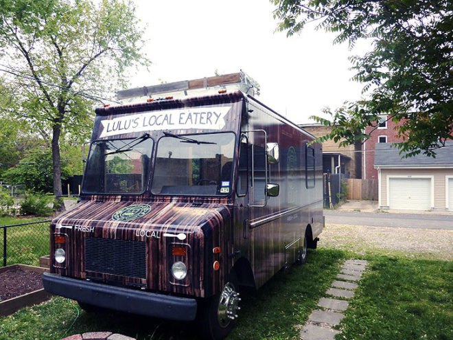 green design, eco design, sustainable design, Marco Castro Coscio, Bus Roots, Lulu's Local Eatery, vegetative roof, edible roof garden, locavore restaurant, green roof, green roof bus