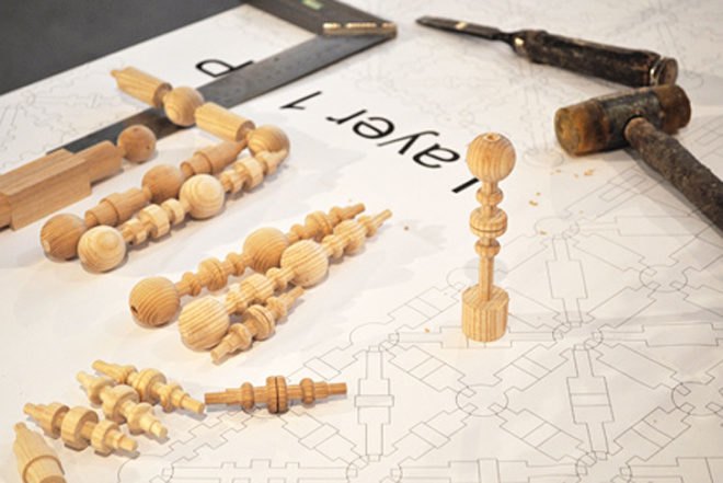 Mischer'traxler, Gradient Mashrabiya, oak, table, wooden table, Mashrabiyas, traditional crafts, Middle East, green furniture, Green Materials