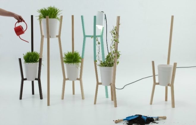 Roots gardens, modular systems, MUT design, MUT, Alberto Sanchez, vertical garden, porcelain pots, customizable furniture, customizable decor, home decor, indoor garden, modular vertical system, garden system, modular garden system, traditional trellises, garden trellises, beech wood
