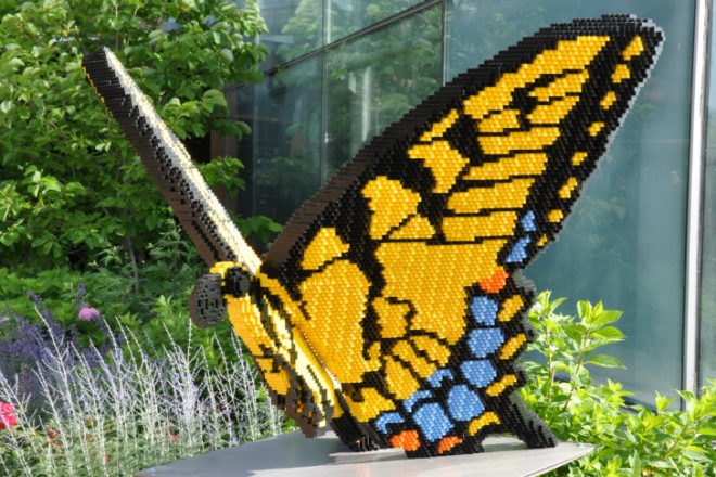 Nature Connects, Lego Sculptures, Sean Kenney, reiman gardens, iowa, legos, ames, eco art