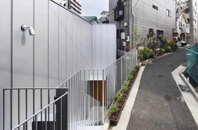 green Interiors, Architecture, Renewable Energy, energy efficiency, Takeshi Hosaka, Daylight House, natural light, recyclable acrylic skylights,