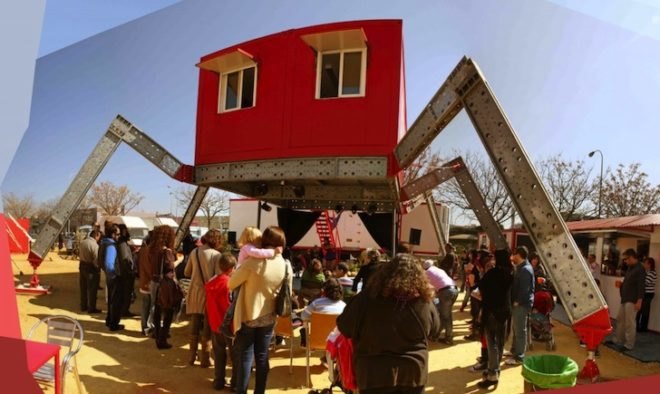 Raumlabor, The Institute of Placemaking, eme3, Barcelona, Bottom Up, International Architecture Festival, Found materials, green materials, recycled materials, recycled design, urban design, urban intervention, green design, sustainable design, eco-design