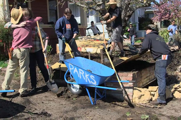 Petaluma, California, Edible Garden, edible lawn, Daily Acts, organic garden