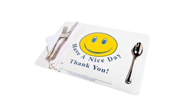 Plastic Bag Placemat , DIY Father's Day Gifts, diy gifts, diy gifts for dad, green gifts for dad, green father's day gifts, eco friendly father's day gifts, diy gift ideas, make it yourself gifts, recycled gifts, green gifts, last minute fathers day gifts, fathers day gifts