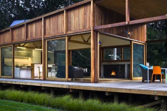 Crosson, Clarke and Carnachan, Great Barrier House, solar-powered, renewable energy, sustainable materials, green design, sustainable design, eco-design, water conservation, daylighting, New Zealand, Great Barrier Island, Low E Glass, timber,