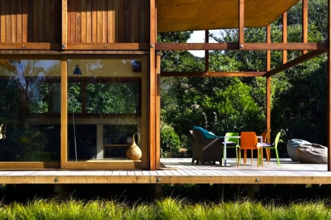 Crosson, Clarke and Carnachan, Great Barrier House, solar-powered, renewable energy, sustainable materials, green design, sustainable design, eco-design, water conservation, daylighting, New Zealand, Great Barrier Island, Low E Glass, timber,