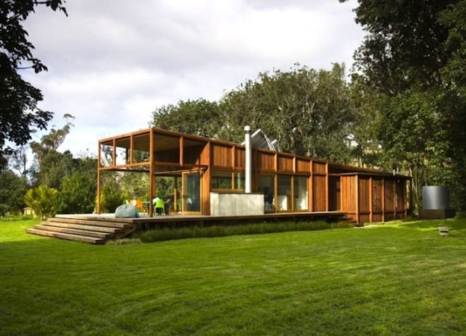 Crosson, Clarke and Carnachan, Great Barrier House, solar-powered, renewable energy, sustainable materials, green design, sustainable design, eco-design, water conservation, daylighting, New Zealand, Great Barrier Island, Low E Glass, timber,