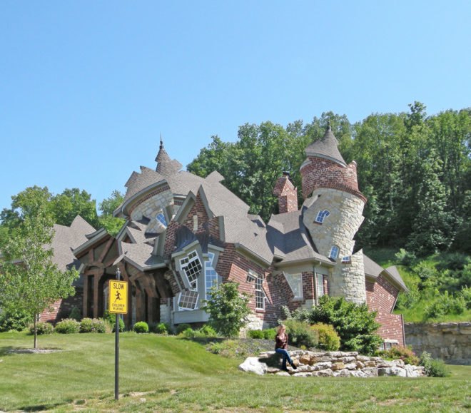 michael jantzen, deconstructing the houses, photo series, suburbia, photography, green design, sustainable design