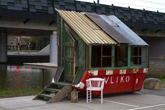 Straatlokaal, Foundation Projects, Rikkert Paauw, Jet van Zwieten, recycled materials, found materials, trash, skips, refuse, Utrecht, Neude Square, The Netherlands, urban design, green design, sustainable design, eco-design