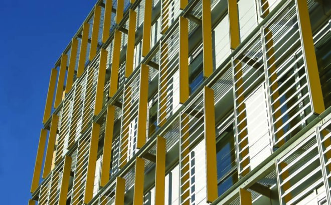 radio nacional de espana headquarters, ravetlllat-ribas, passive solar design, barcelona, poblenou neighborhood, solar thermal heat gain, daylighting
