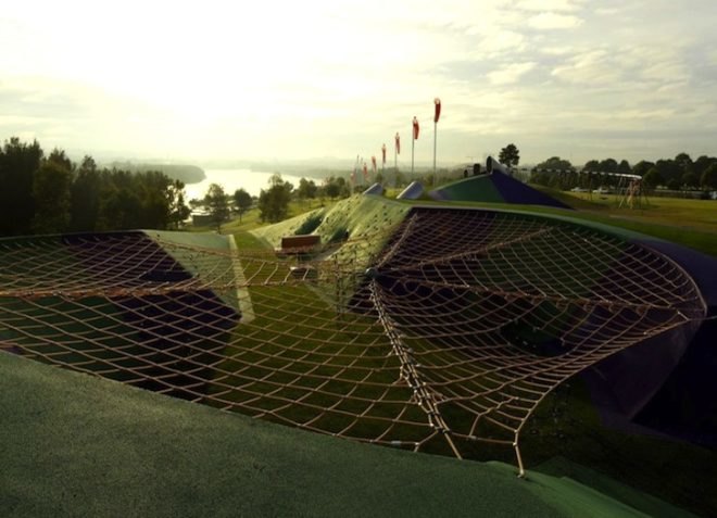 JMD Design, Sydney, Australia, Blaxland Riverside Park, green design, reclaimed space, eco-design, sustainable design, outdoor design, Australia, landform, treehouse, climbing net, wormhole, nature