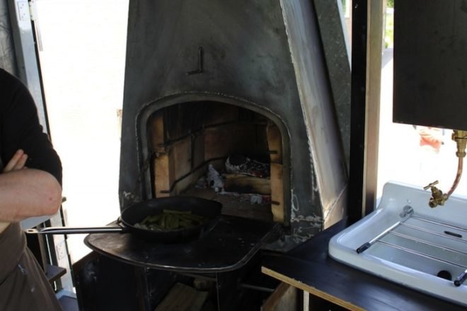 Studio Elmo Vermijs, Buijtenkeuken, The Netherlands, green design, sustainable design, eco-design, mobile design, Dutch, outdoor kitchen, mobile kitchen
