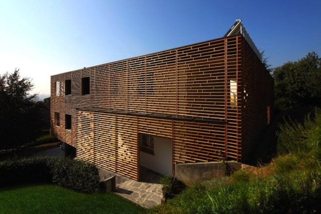 Marco Castelletti, Casa Ristrutturata, Architecture, renovation, sustainable renovation, green renovation, Italy, countryside, green design, sustainable design, eco-design, larch, recyclable materials, renewable materials