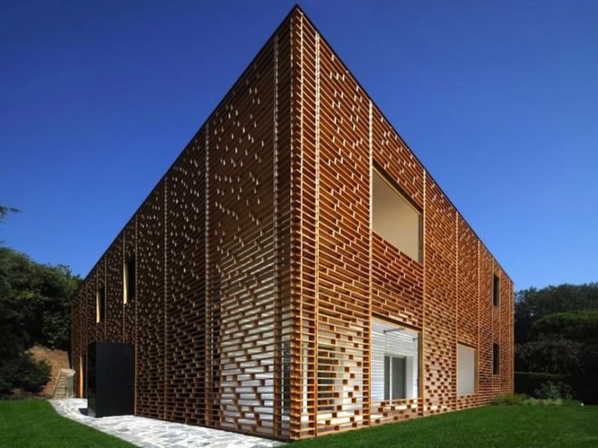 Marco Castelletti, Casa Ristrutturata, Architecture, renovation, sustainable renovation, green renovation, Italy, countryside, green design, sustainable design, eco-design, larch, recyclable materials, renewable materials