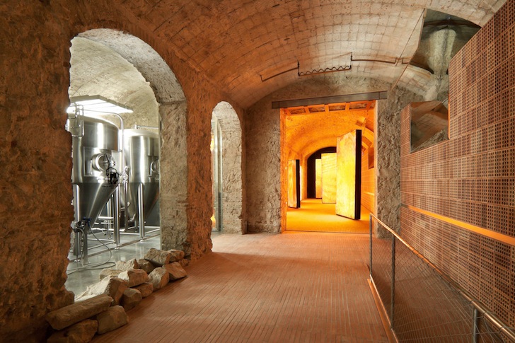 Jean Nouvel, Fabrica Moritz, Moritz Brewery, green renovation, green design, sustainable design, eco-design, skylights, subterranean, museum, history, Spain, Barcelona