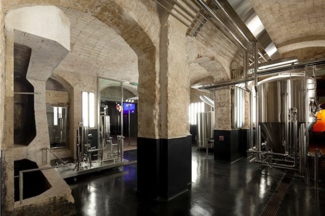 Jean Nouvel, Fabrica Moritz, Moritz Brewery, green renovation, green design, sustainable design, eco-design, skylights, subterranean, museum, history, Spain, Barcelona
