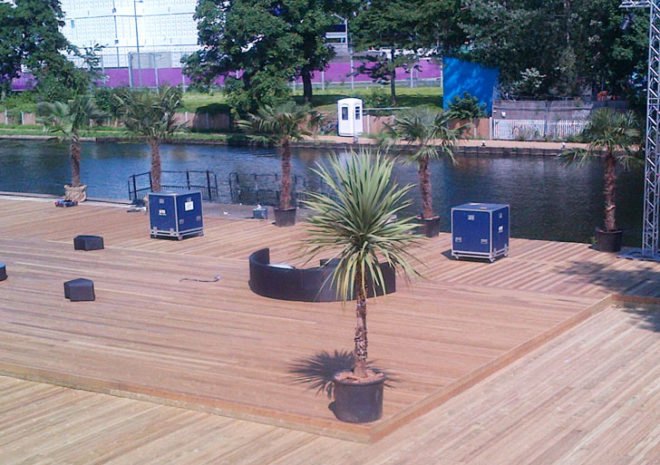 green design, eco design, sustainable design, London Olympics 2012, Maddox Beach Club, Corrado Mozzillo, pop-up beach, urban oasis, pop-up park