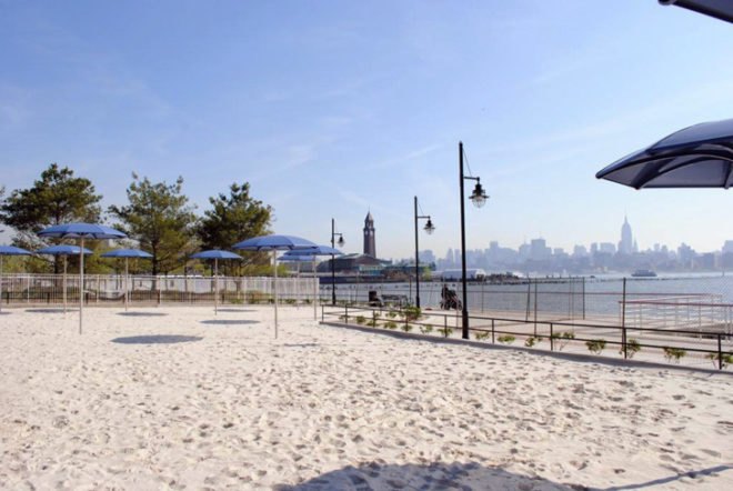 green design, eco design, sustainable design, New Jersey, Jersey City, Newport Green, Eco-friendly sports field, urban beach, pop up beach