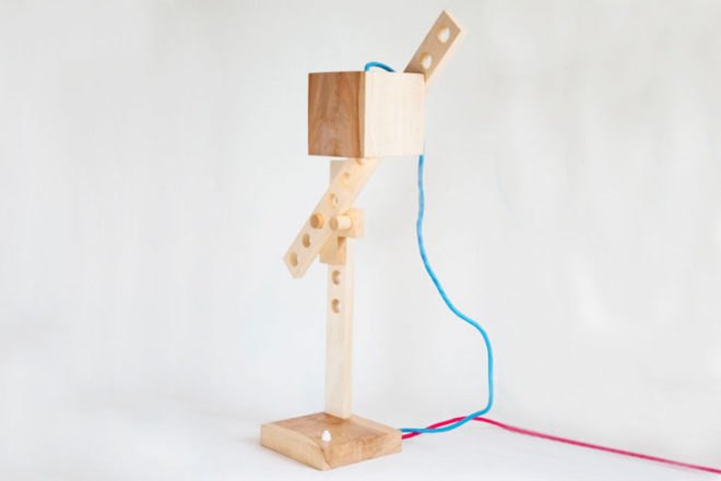 Shigeki Yamamoto, playful lamp, wooden lamp, customizable, Spiellampe, humorous design, DIY, Interactive Objects, Green Lighting