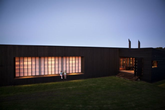 Tutukaka House, Crosson Clarke Carnachan, vacation home, beach home, eco home, daylighting, moveable shutters, new zealand