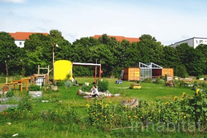 Lernort Natur, Youth Living in the Neighborhood, gGmbH, Global eV, tempelhof, education, children, kids, nature, nature elements, solar panels, recycled shipping containers, Prefab Housing, social design, Recycling / Compost, Botanical, Green Materials, energy efficiency,