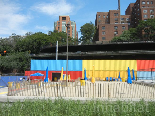 brooklyn bridge park pop up pool, pop up pool, brooklyn park pop up pool, brooklyn bridge park, brooklyn park pop up pool, brooklyn pool, brooklyn bridge pool, shipping container pool, brooklyn beach, green design, eco design, sustainable design, shipping container beach