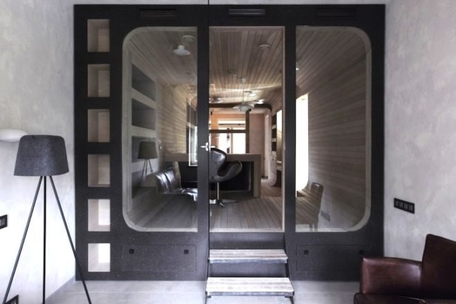 Peter Kostelov, natural light, daylighting, oak tube, Russia, Moscow, natural materials, timber, green design, sustainable design, green renovation, sustainable renovation