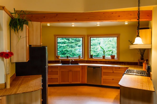 yurts, sustainable yurts, build your own green home, green homes, diy yurt, how to build a yurt, mandala homes, eco homes, low energy homes, round homes, energy star homes, eco yurts, building green, green design, eco architecture, rachel ross, Magnolia 2300