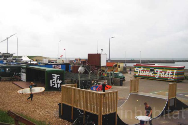 FAST, surf, The Hague, surfers villa, affordable accomodation, recycled containers, German bunker, Bunker Museum, green roof, Satelliet Groep, refunc, Prefab Housing, Vertical Garden, green sport, Recycled Materials, Green Holidays, surf