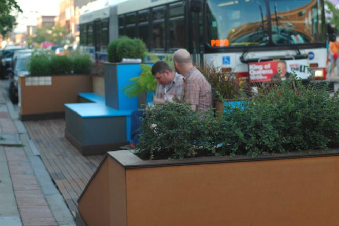 Andersonville Parklet, Moss Design, parklet, chicago, studio murmur, eco-andersonville, anderson development corporation, people space