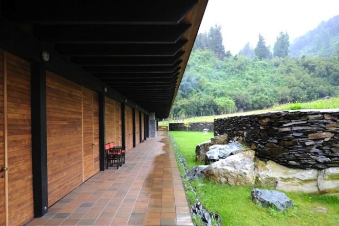Izquierdo Lehman Architects, Chile, Santiago, Lake Rupanco, green roof, green design, sustainable design, eco-design, natural materials, insulation, natural ventilation, passive design