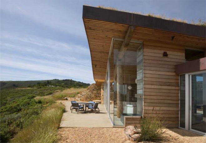 Dani Ridge House, Carver Schicketanz, big sur, earth bermed, green roof, green home, living roof