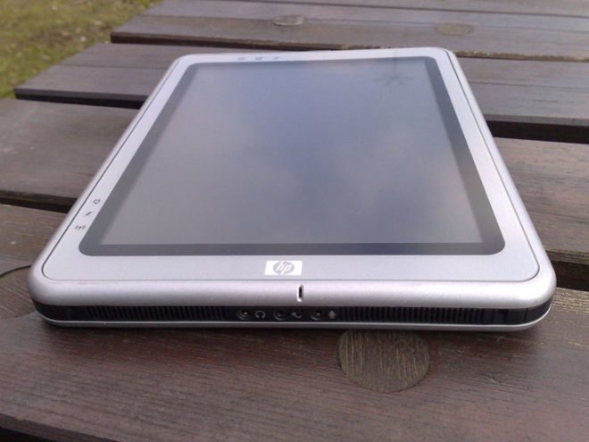HP, Hewlett-Packard, tablet, touchscreen, wood deck