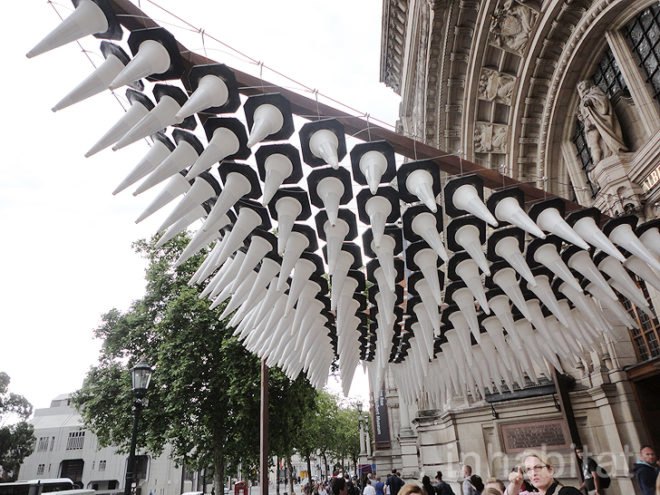 green design, eco design, sustainable design, Victoria & Albert Museum, London, South Kensington, Heatherwick Studio, Thomas Heatherwick, Cromwell Road, Designing the Extraordinary, recycled traffic cones, S3i, recycled sculpture