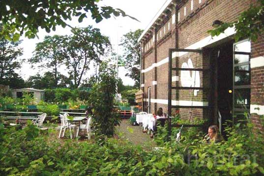 Amsterdam, Proef Restaurant, sustainable food, Grade II Listed building, edible flower garden, Marije Vogelzang, Piet Hekker, organic food, local food, Claartje Lindhout, Westerpark, Dutch design, the Netherlands, Architecture, green Interiors, Sustainable Food, recycled pallets, Recycled Materials,