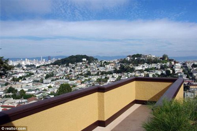 Is it green, San Francisco green home, Twitter co founder green home, Evean willams green home, Zero net energy,