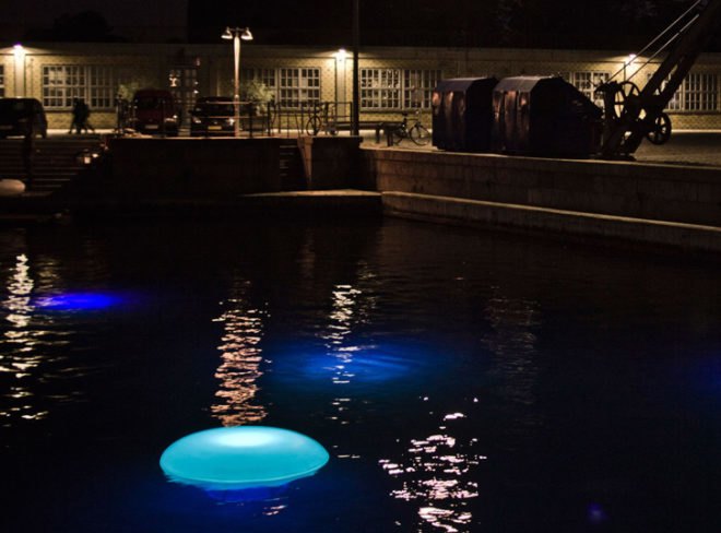 Urbanbotics Underwater ORBs, interactive art, performative art, glowing jellyfish, glowing orbs, water decor
