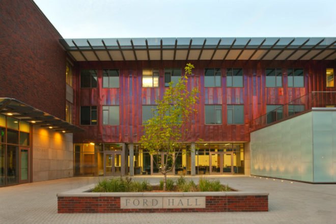 Willamette University, Ford Hall, Hennebery Eddy Architects, leed gold academic building, 2030 challenge design award, eco university