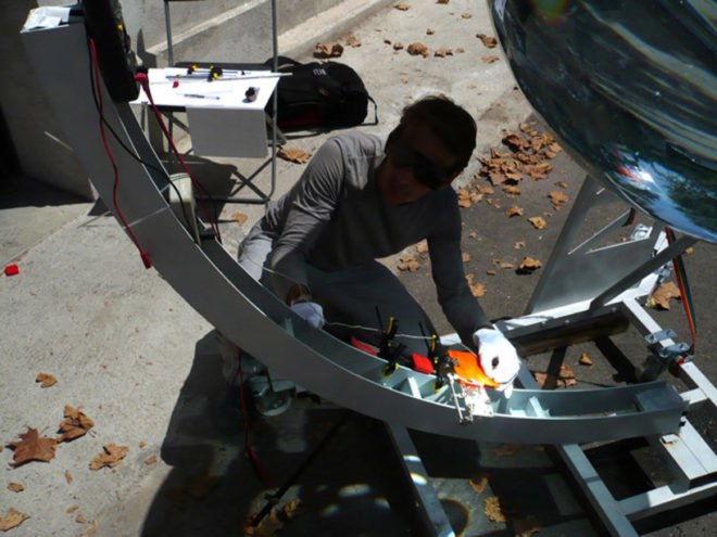 rawlemon, ß.torics system, André Broessel, Alternative energy, renewable energy, solar power, lunar power, photo-voltaic dual axis, spherical technologies, "sustainable architecture", sustainable energy