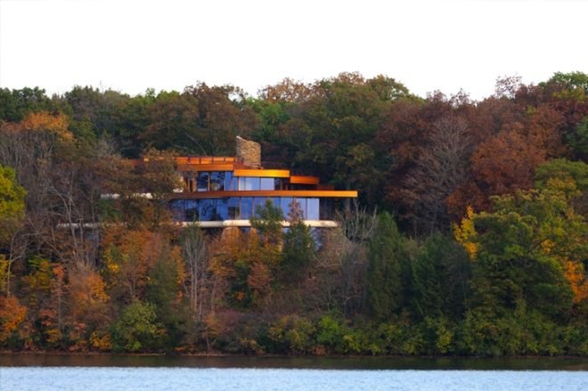 Robert Harvey Oshatz, architecture, natural materials, lakeside home, Wisconsin, curvilinear design, stone, green building, sustainable building, nature materials, eco-design, sustainable design, Chenequa Residence