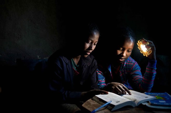 Solar Lamp, Solar Power, Little Sun, Olafur Eliasson, Tate Modern, little sun lamp, solar powered lighting, lighting for developing countries, solar lamps for developing countries, solar lamps for 3rd world, solar powered ligthing solutions
