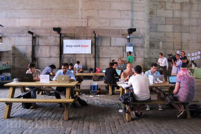 Loosecube, DUMBO archway office, work under the manhattan bridge, co working nyc, co working brooklyn, free office space nyc, free office space brooklyn