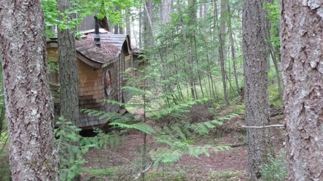 cedar forest, wagon home, caravan house, recycled materials