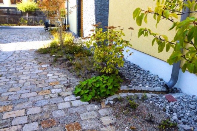 Arkadian Winnenden, Atelier Dreiseitl, stuttgart, green housing, affordable housing, family friendly housing, rainwater harvesting