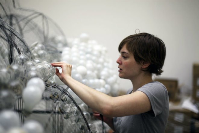 Cloud, Caitlind Brown, reclaimed bulbs, eco art, green lighting, incandescent bulbs, nuit blanche calgary